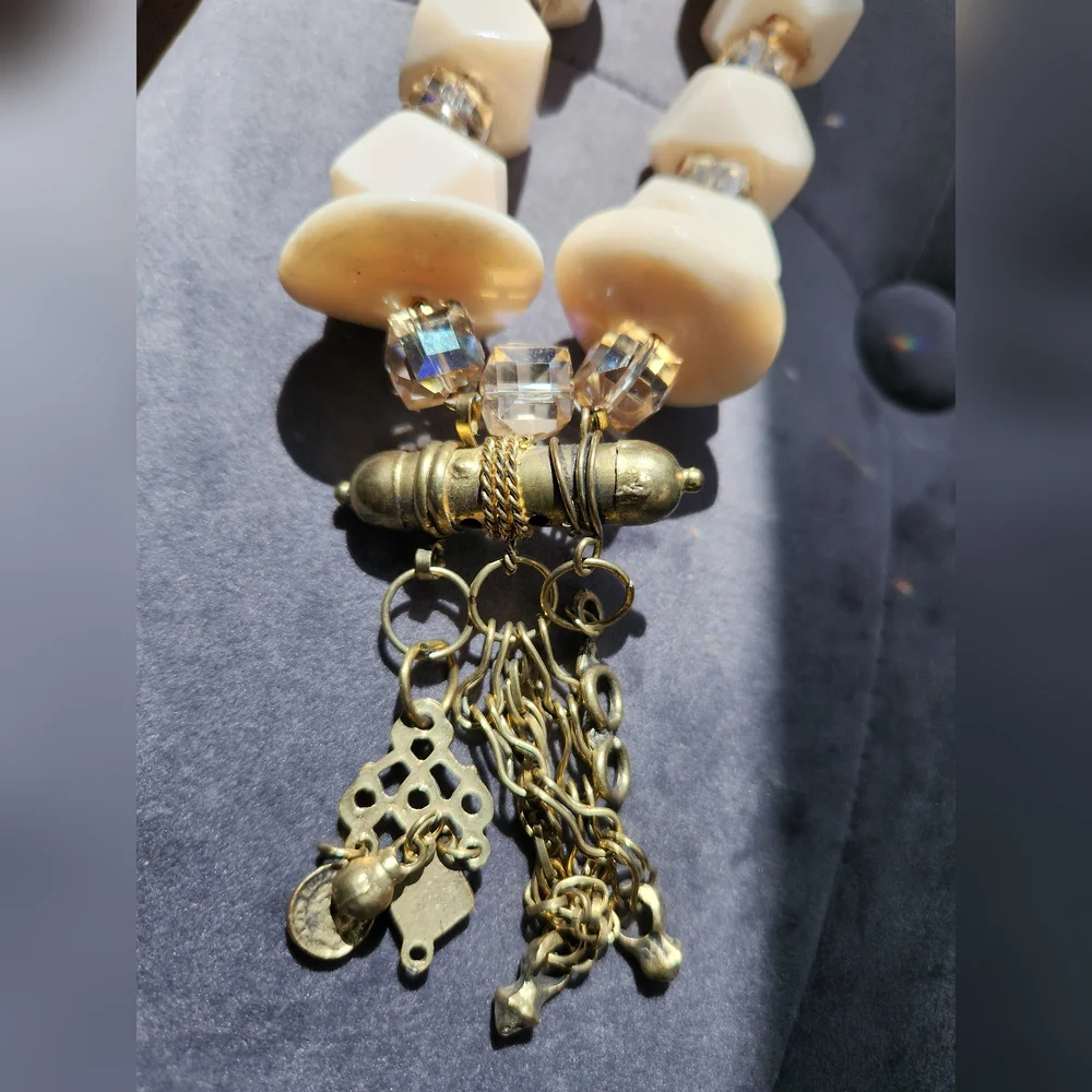 ✨️Ivory bone beads, Crystals, Tassel Focal Statement Necklace- Handcrafted✨️ - Picture 4 of 13